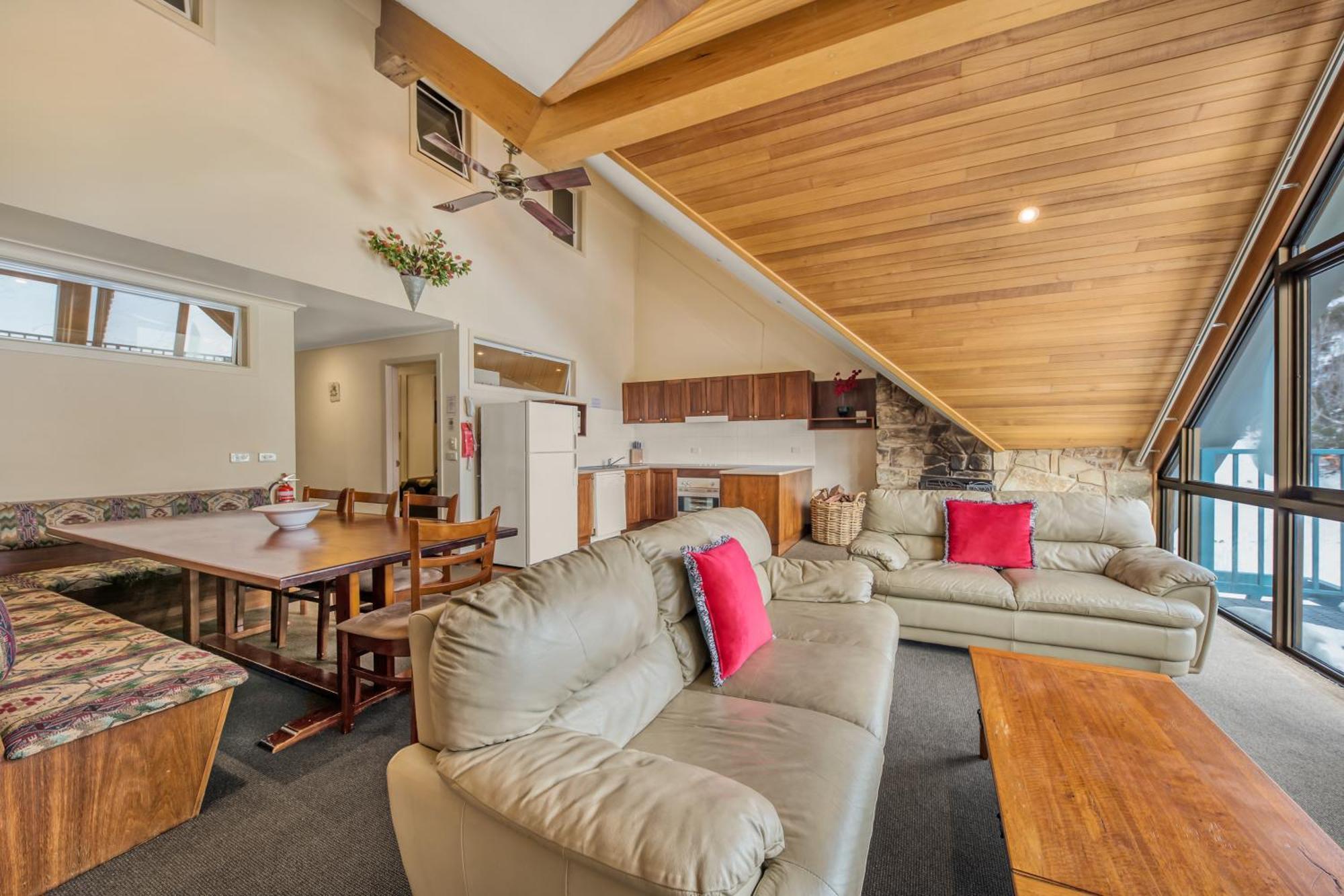 Falls Creek Country Club Exterior foto